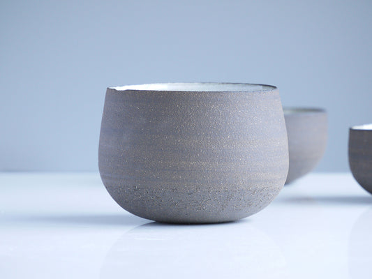 Gray mat cup "Yunomi"